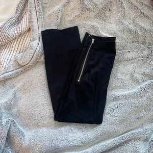 NWOT INC black zipper leggings